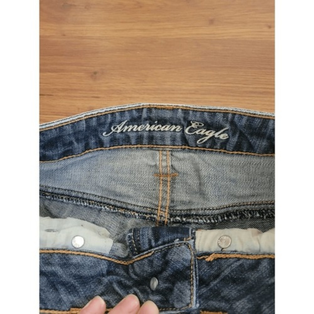 American Eagle Boy Fit Boyfriend Fit Jeans Medium Wash Size 2 Regular - Picture 4 of 8